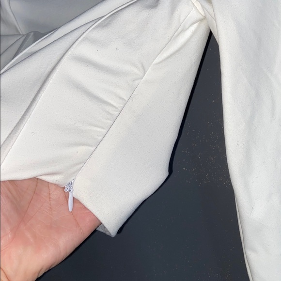 CLUBL London White Corset Top size 2 - Picture 5 of 6